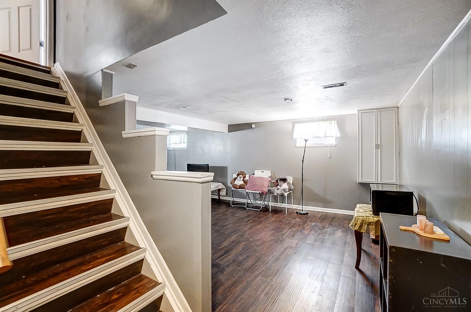 9108 Orangewood Drive