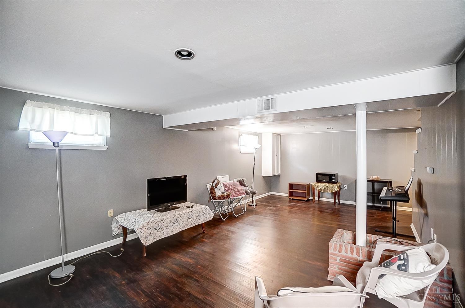 9108 Orangewood Drive