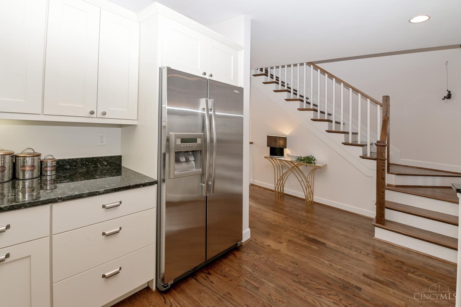 752 Delta Avenue 2