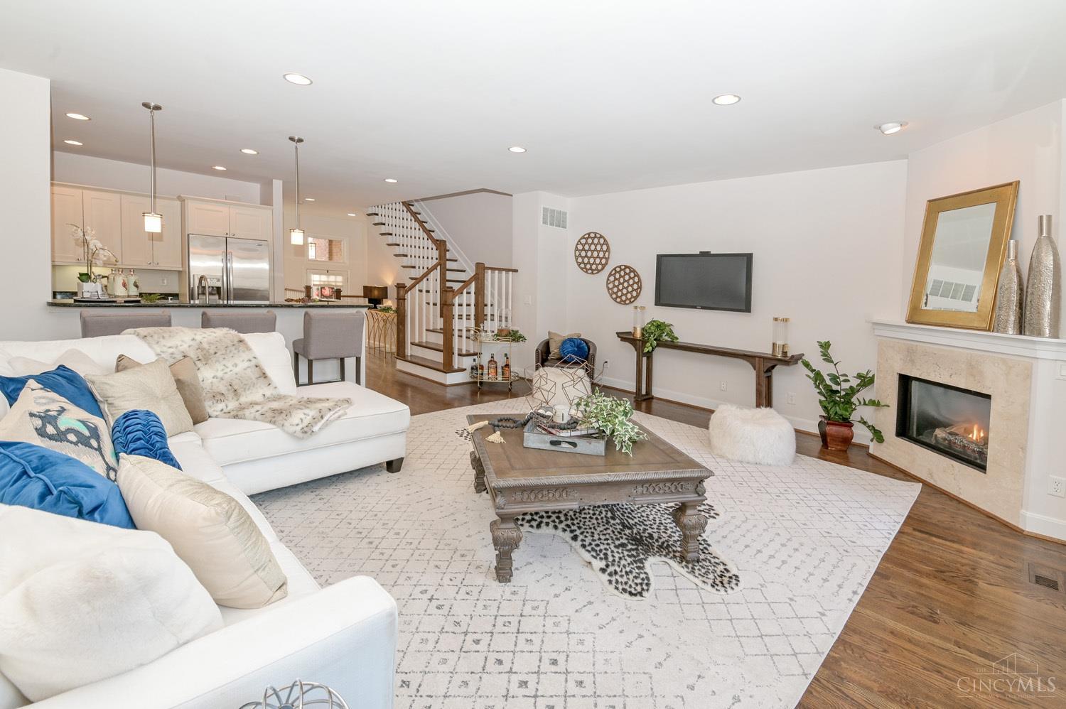 752 Delta Avenue 2