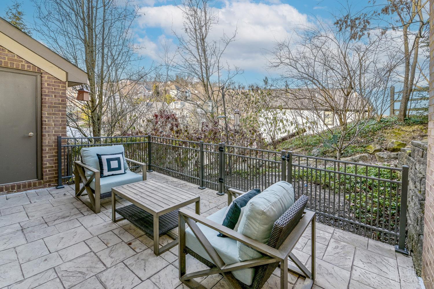 752 Delta Avenue 2