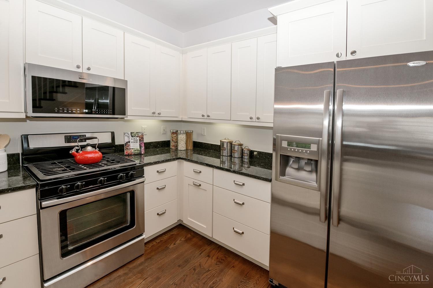 752 Delta Avenue 2