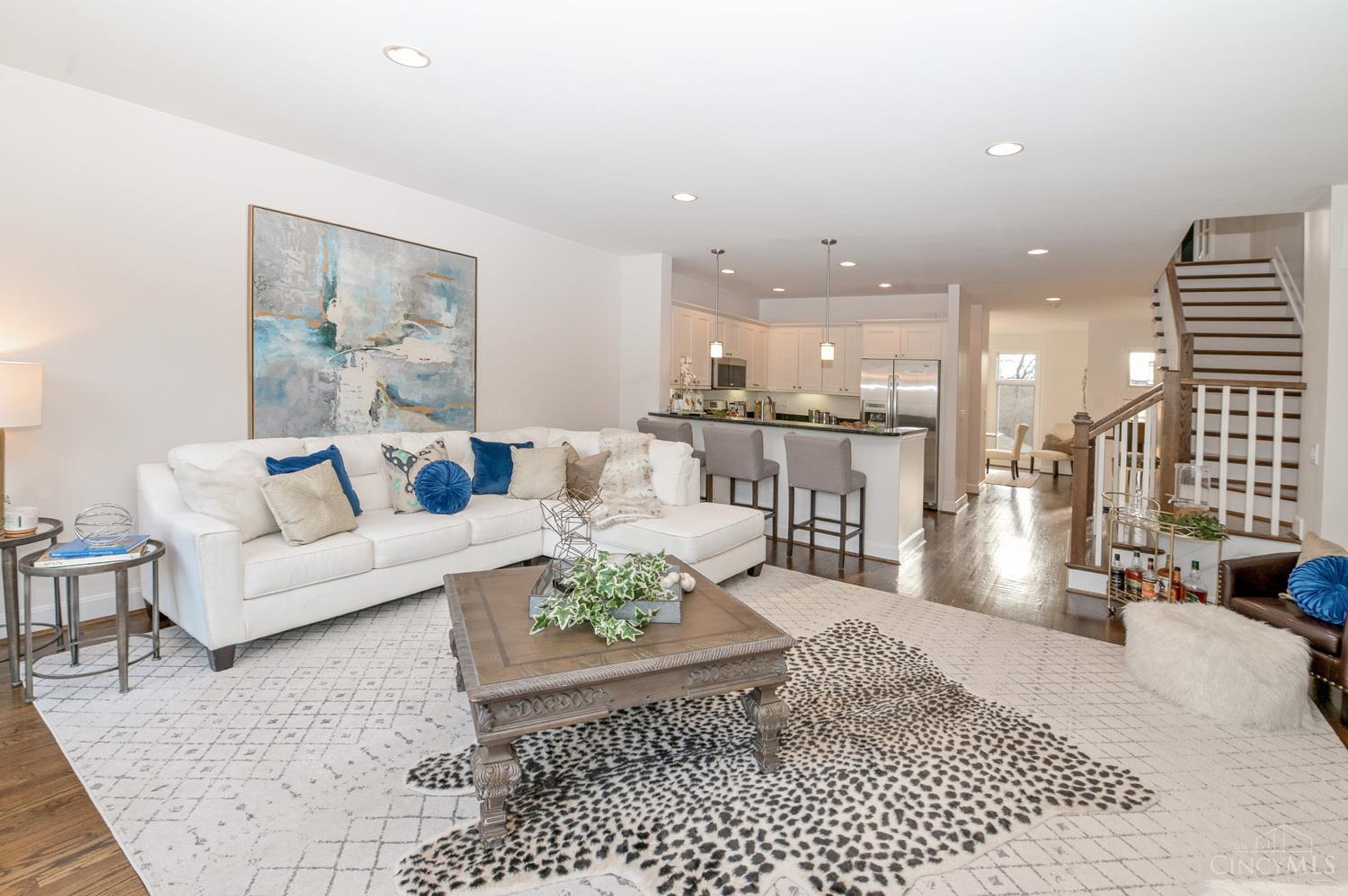 752 Delta Avenue 2