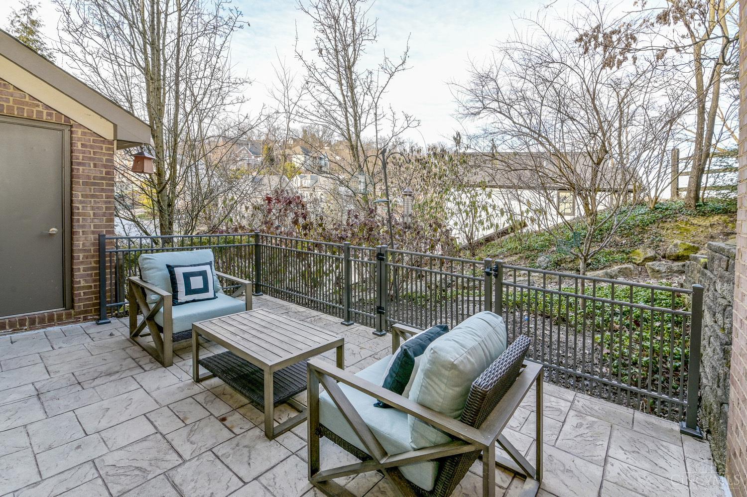 752 Delta Avenue 2