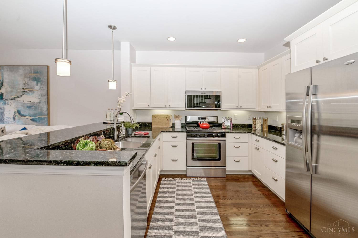 752 Delta Avenue 2