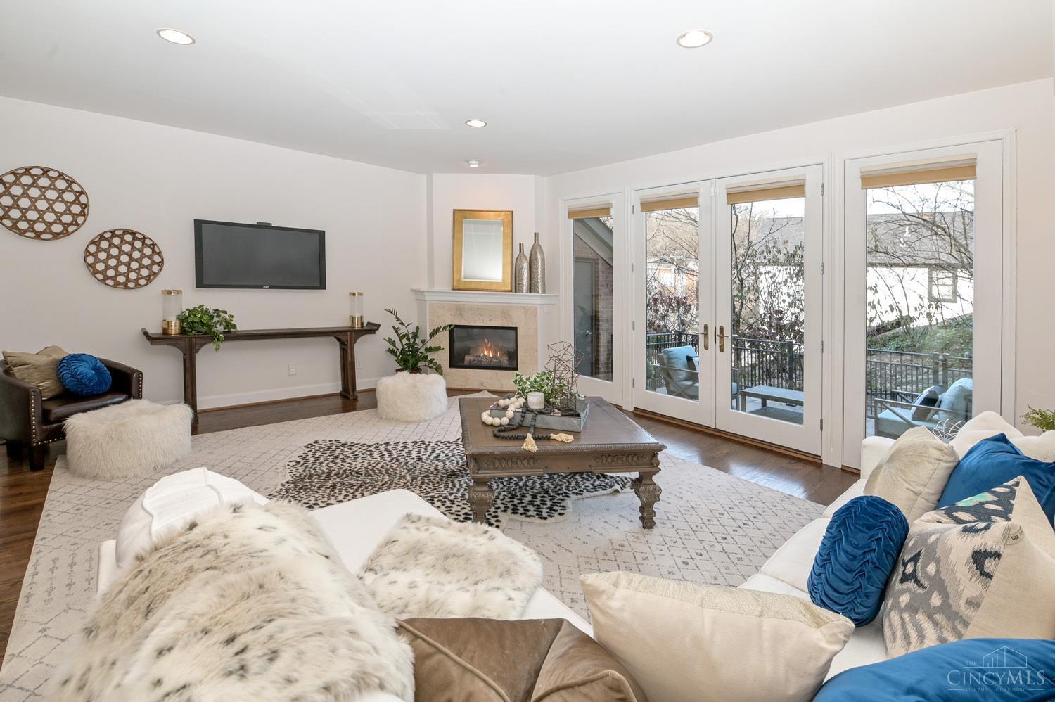 752 Delta Avenue 2
