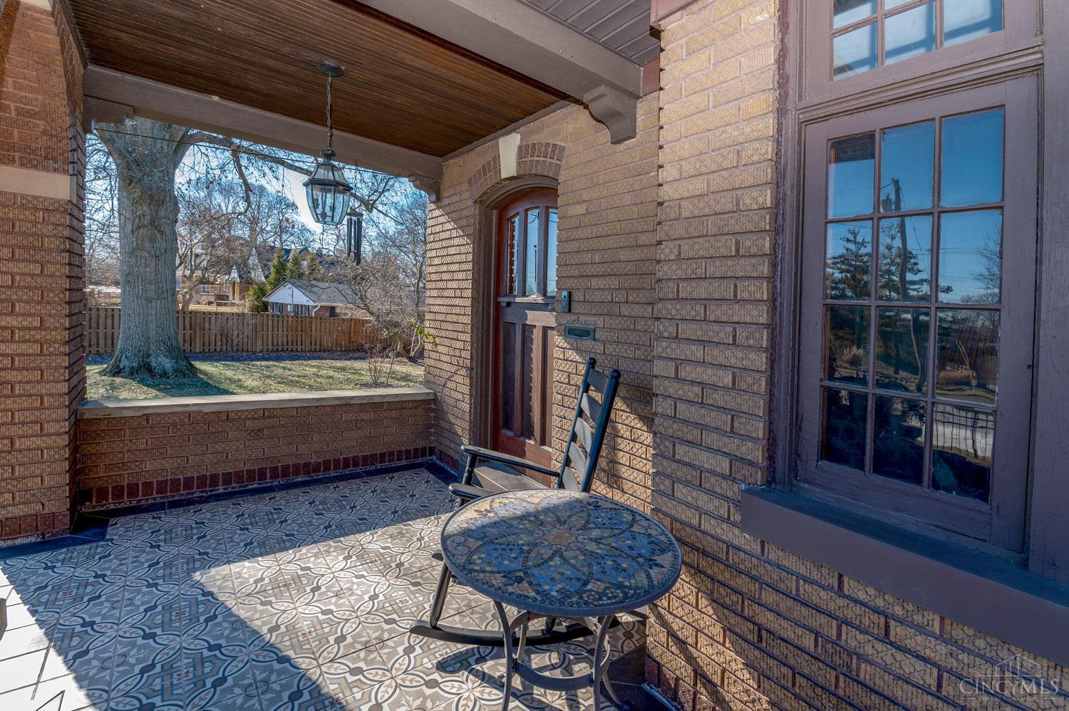 2502 W North Bend Road
