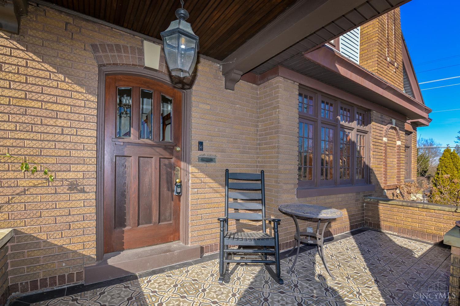 2502 W North Bend Road