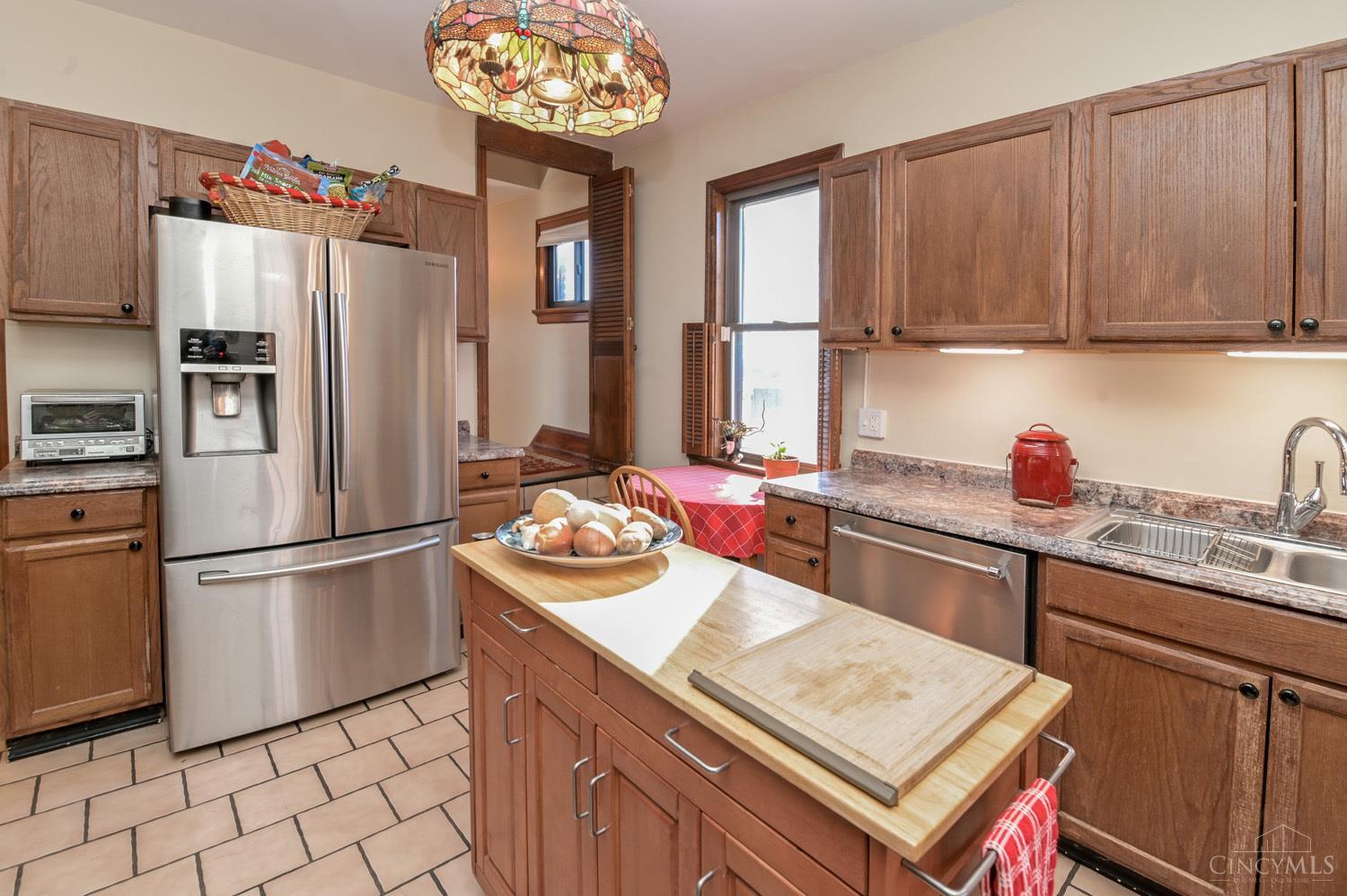 2502 W North Bend Road