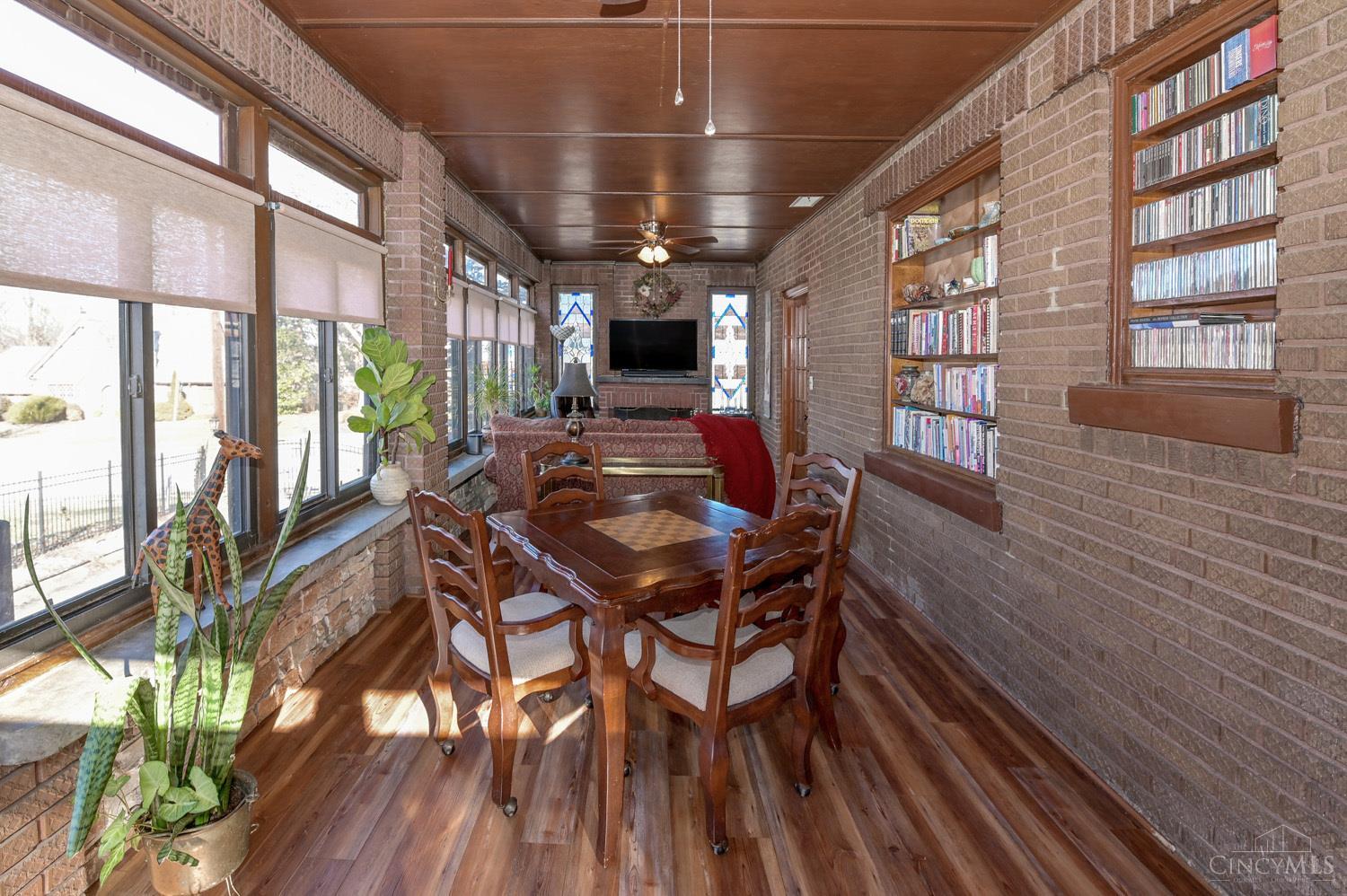 2502 W North Bend Road