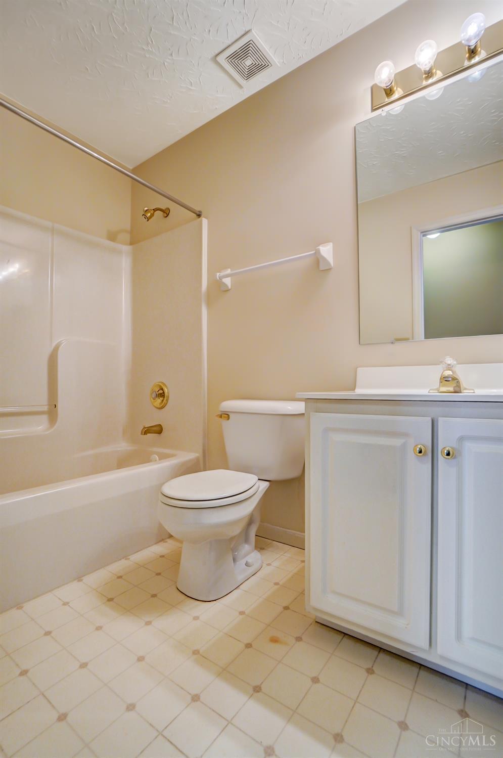 5113 Concord Hills Circle