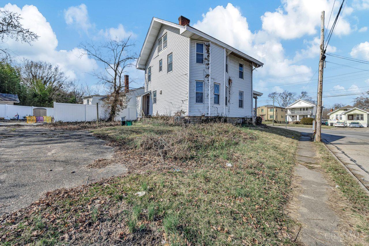 5552 Montgomery Road