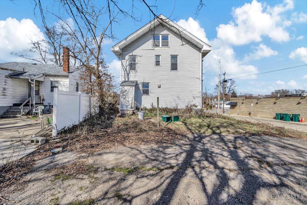 5552 Montgomery Road