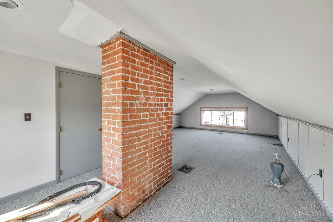 5552 Montgomery Road