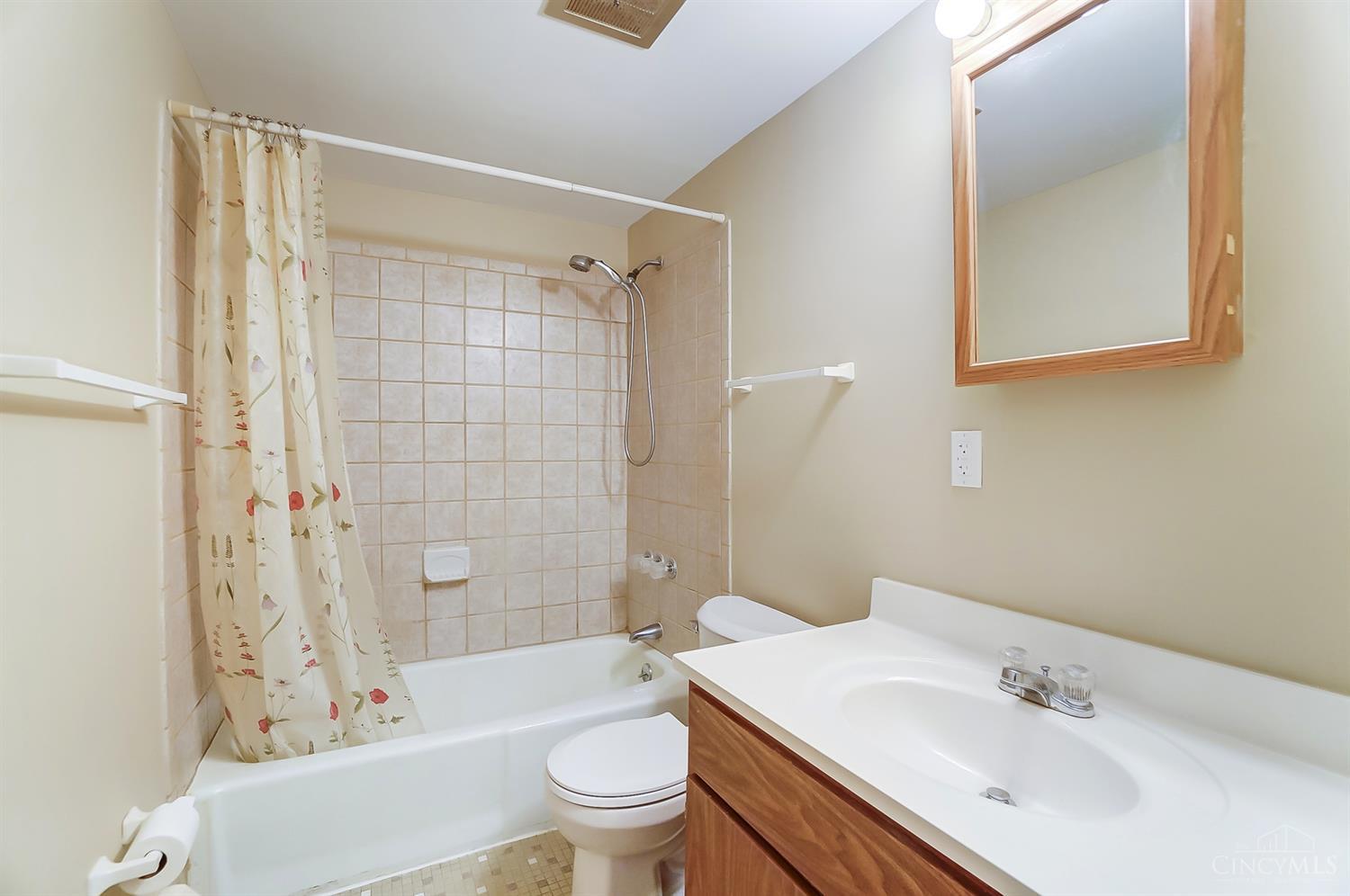 4901 Chalet Drive 307