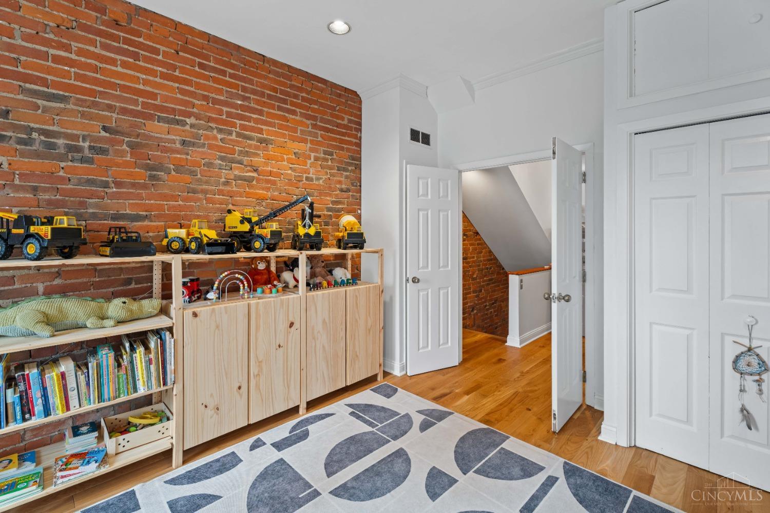 333 Milton Street