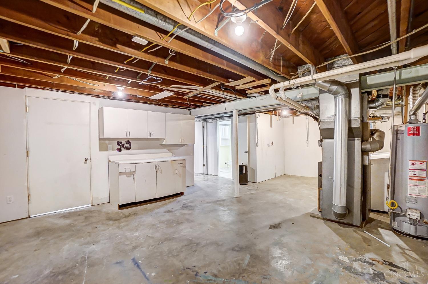 7110 Bluecrest Drive
