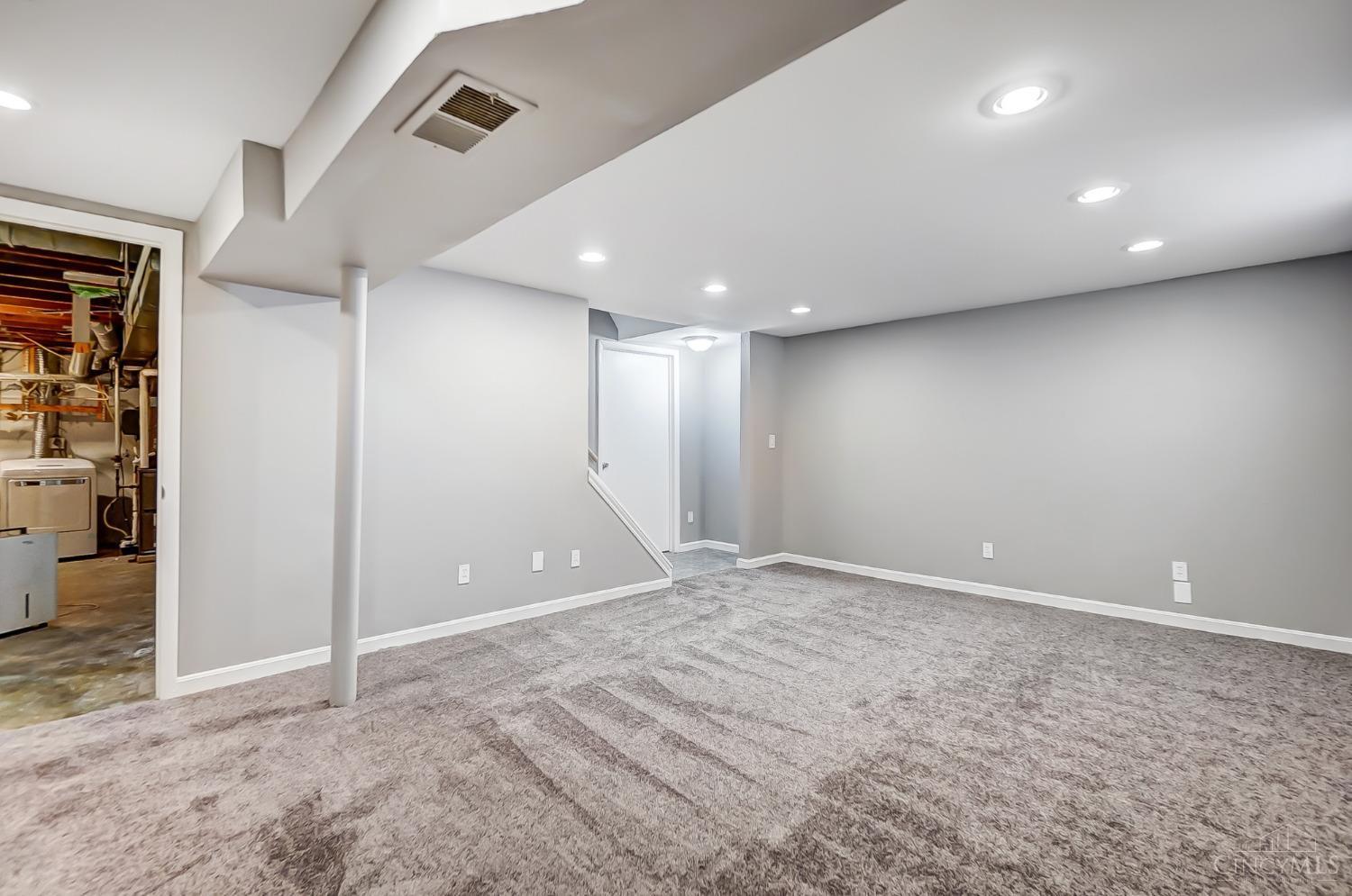 7110 Bluecrest Drive