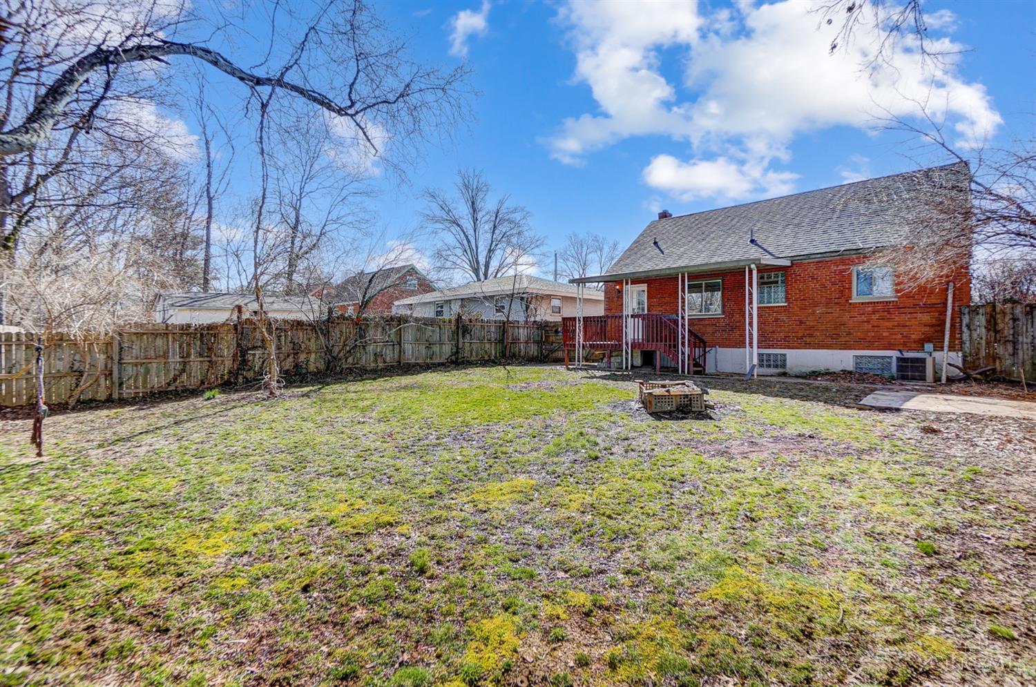 7110 Bluecrest Drive