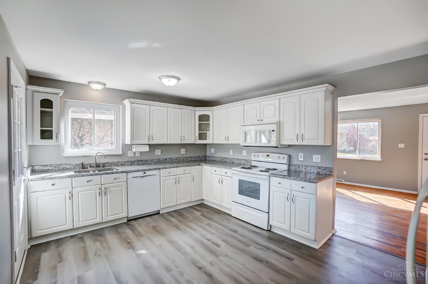 7110 Bluecrest Drive