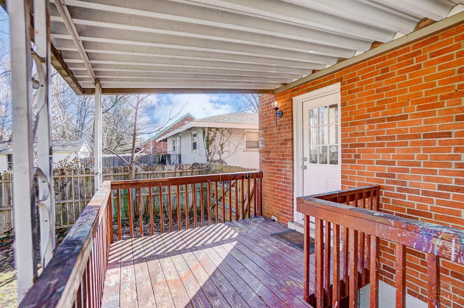7110 Bluecrest Drive