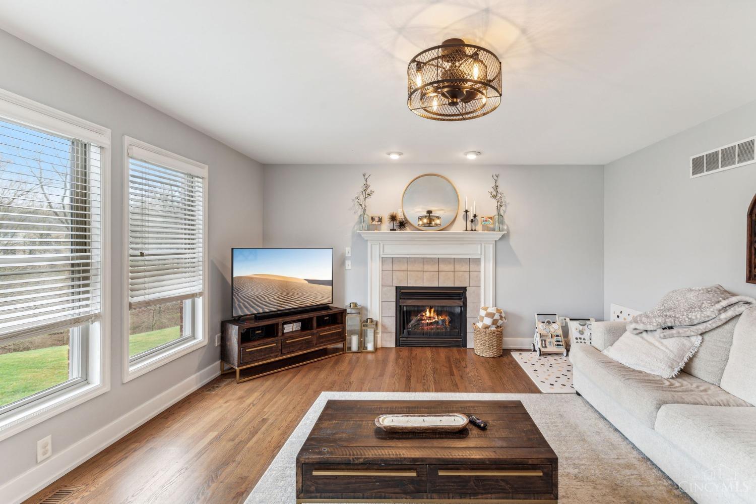 8371 Courtier Lane