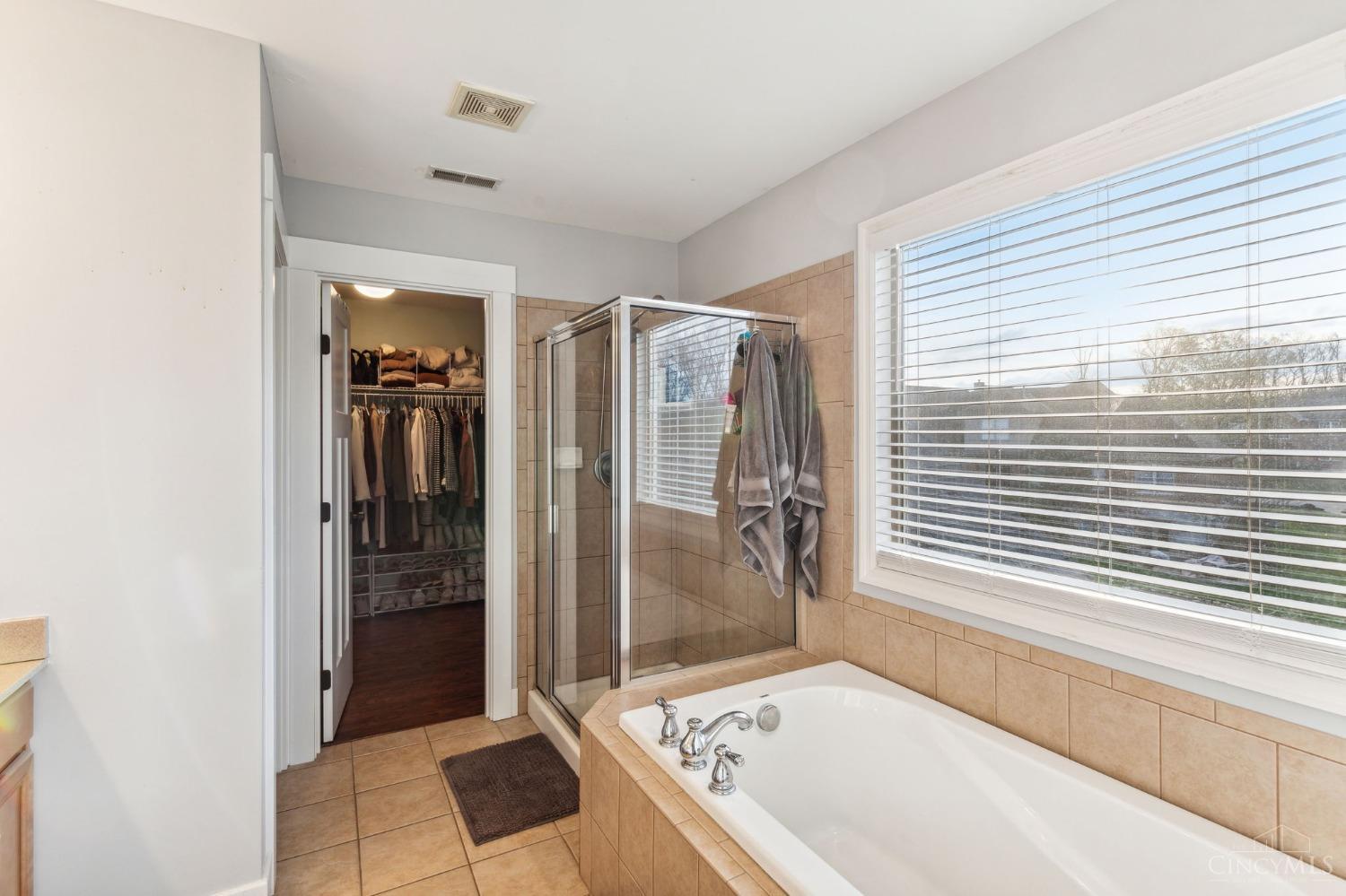 8371 Courtier Lane