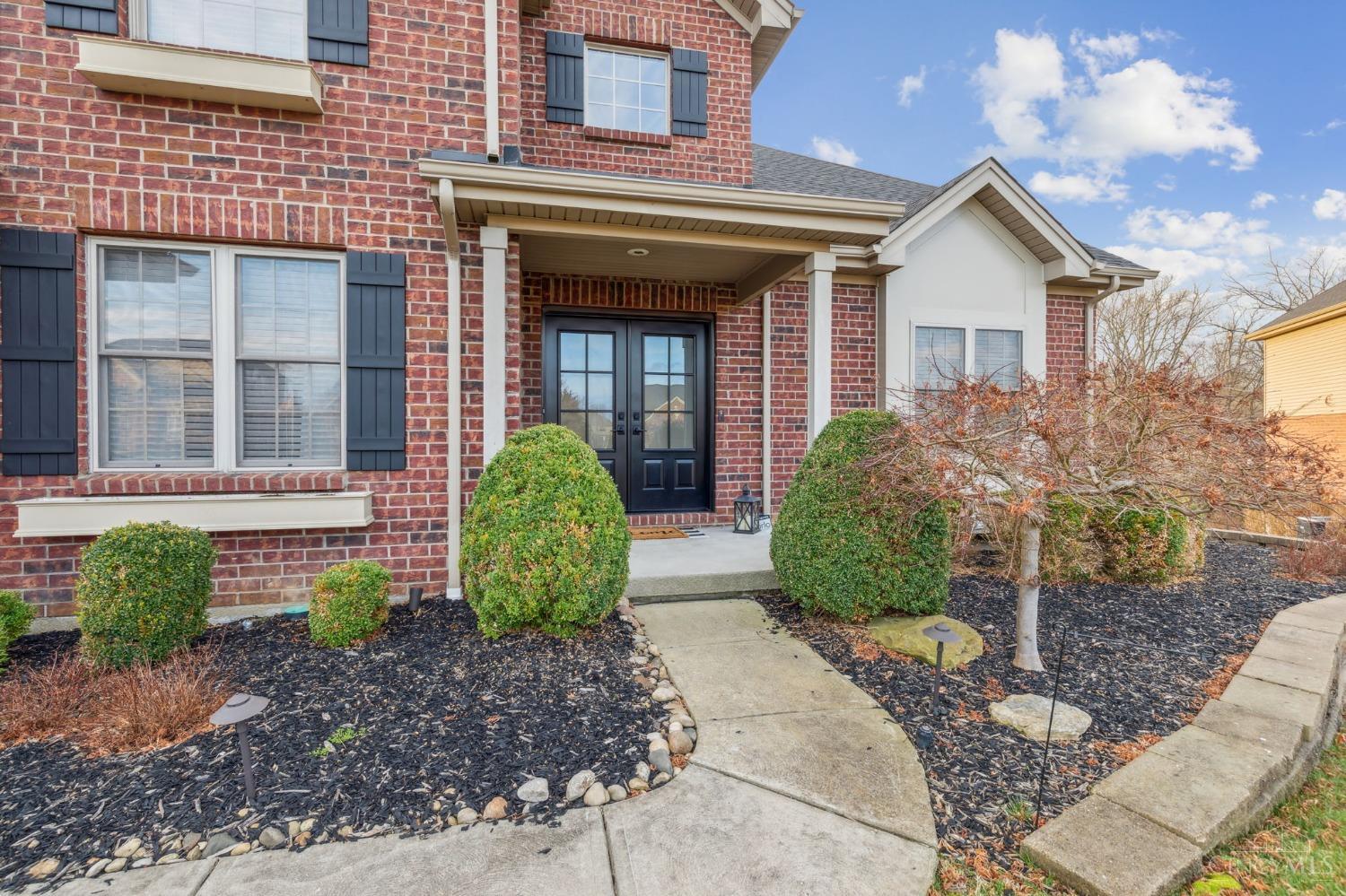 8371 Courtier Lane
