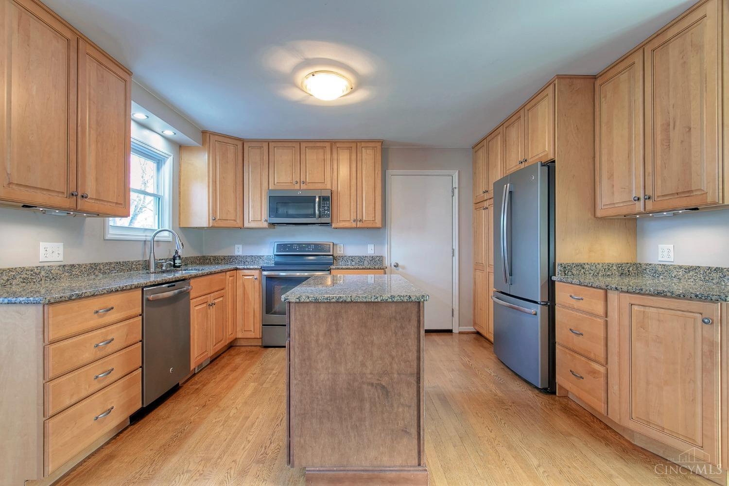 3808 Red Fox Drive