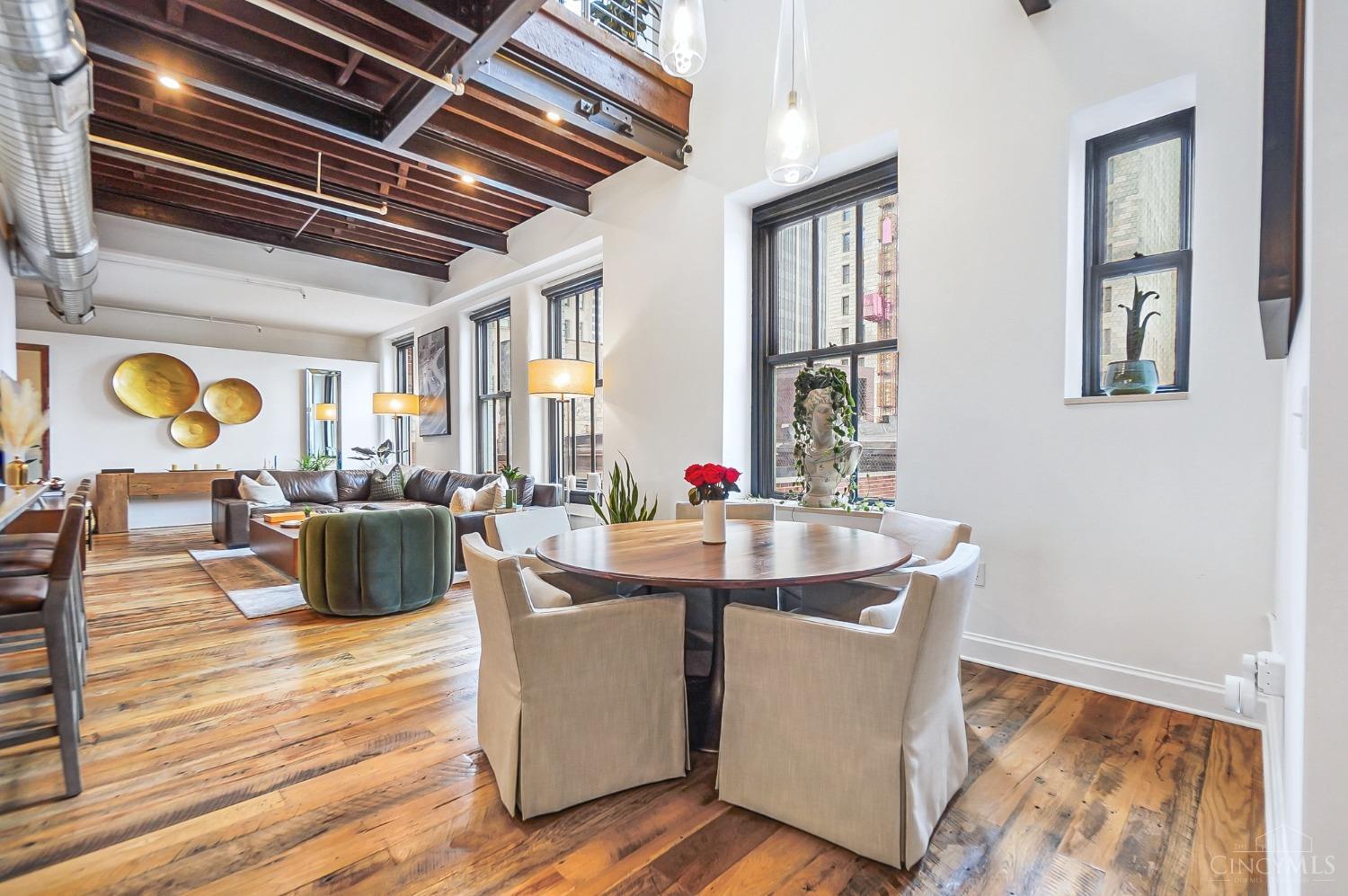 417 Vine Street 602