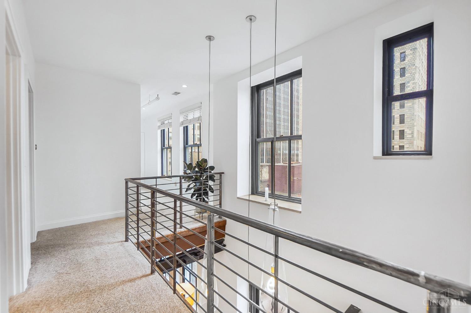 417 Vine Street 602