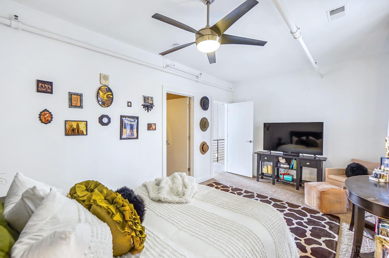 417 Vine Street 602
