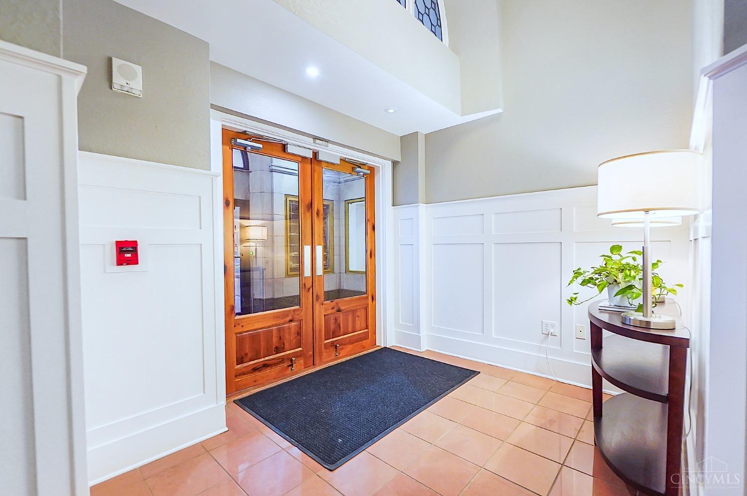 417 Vine Street 602