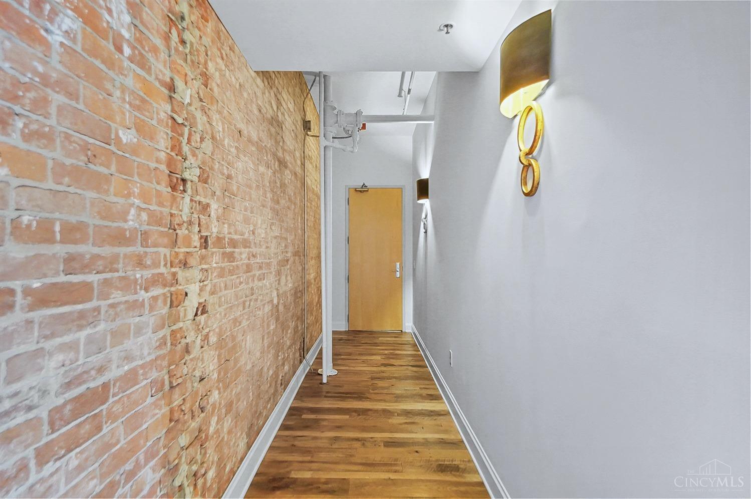 417 Vine Street 602