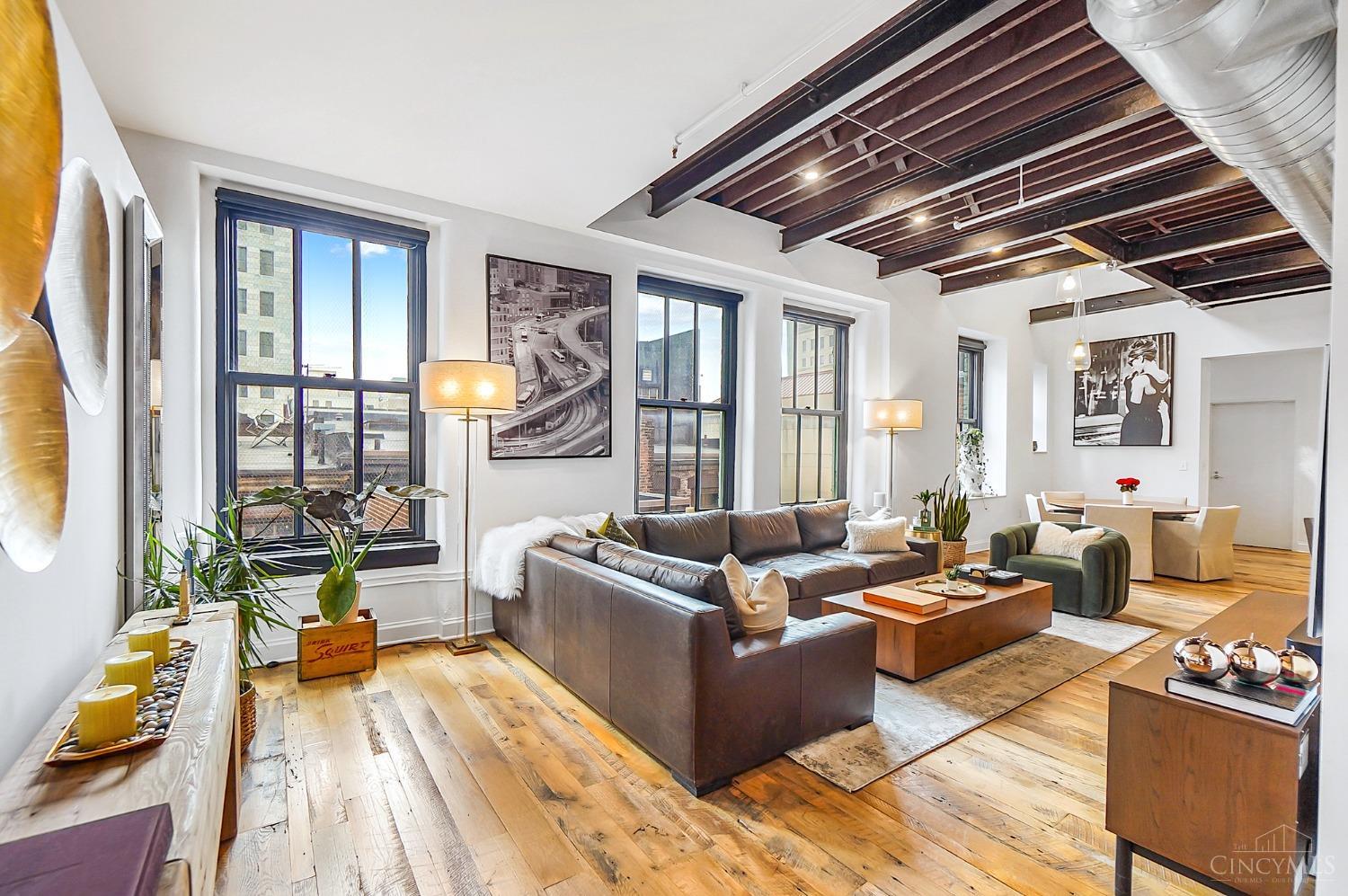 417 Vine Street 602