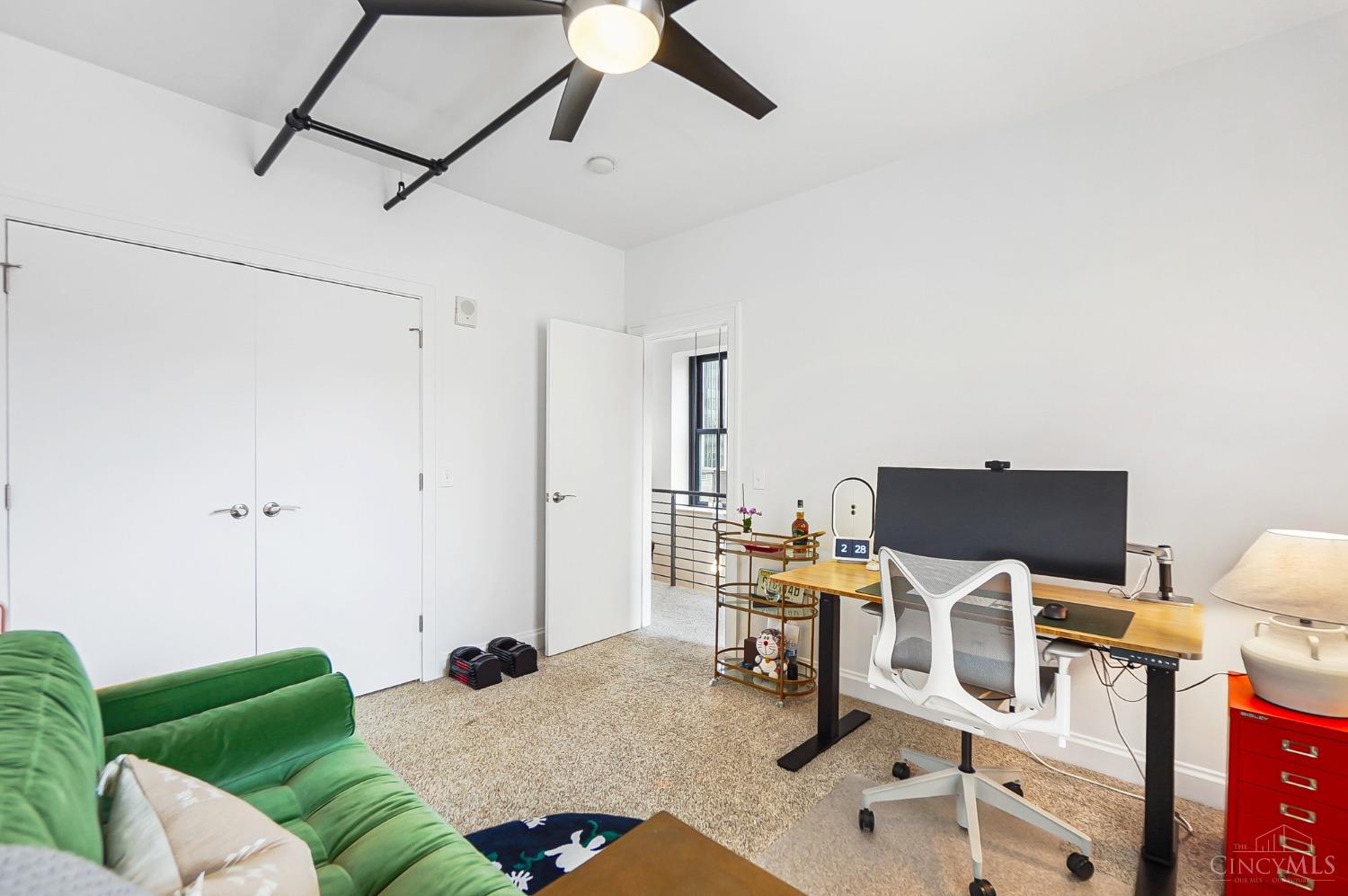 417 Vine Street 602