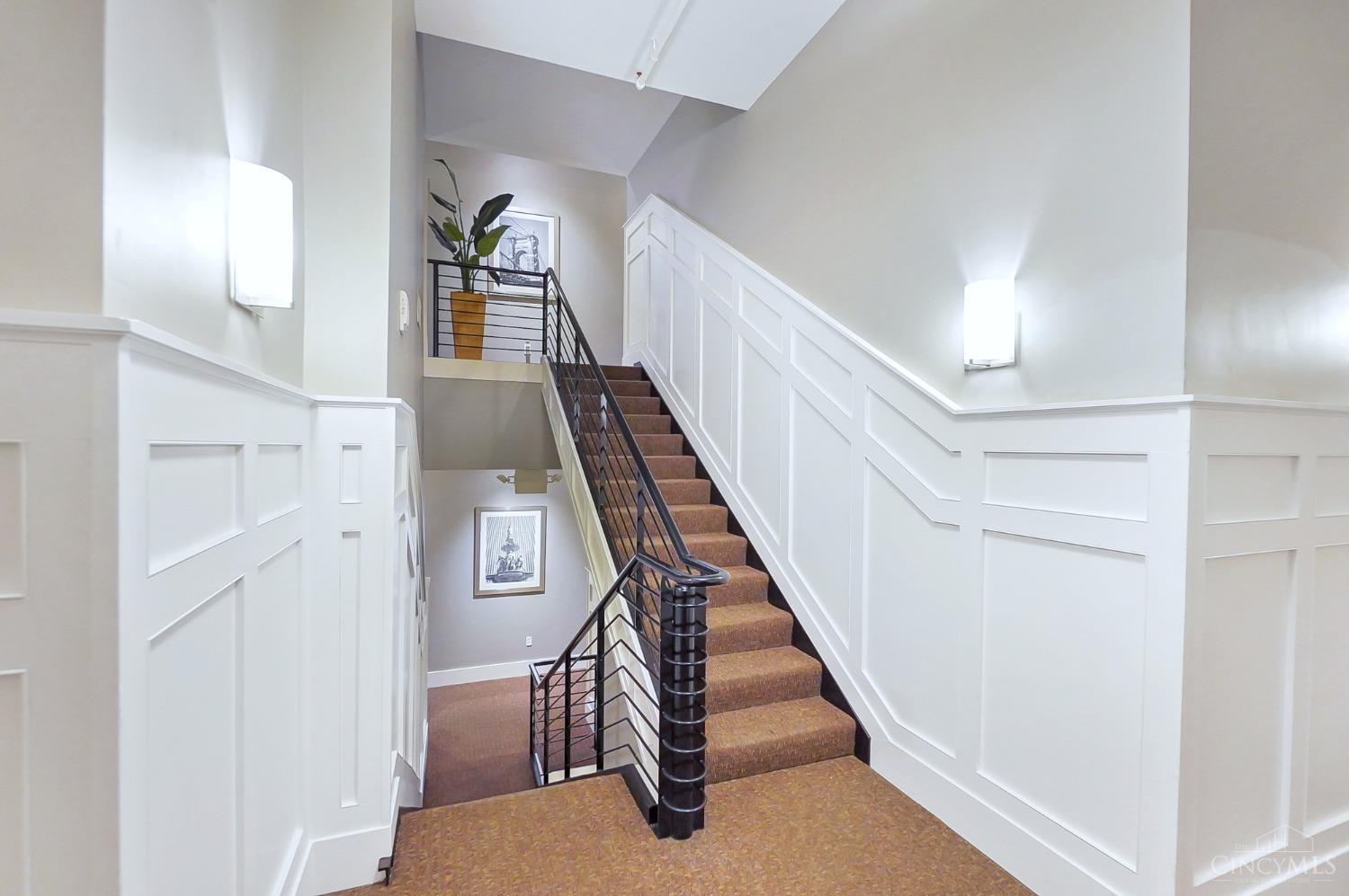417 Vine Street 602