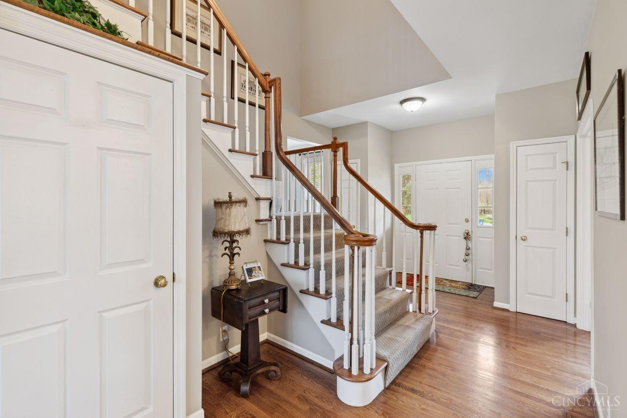 1335 W Eastman Lane