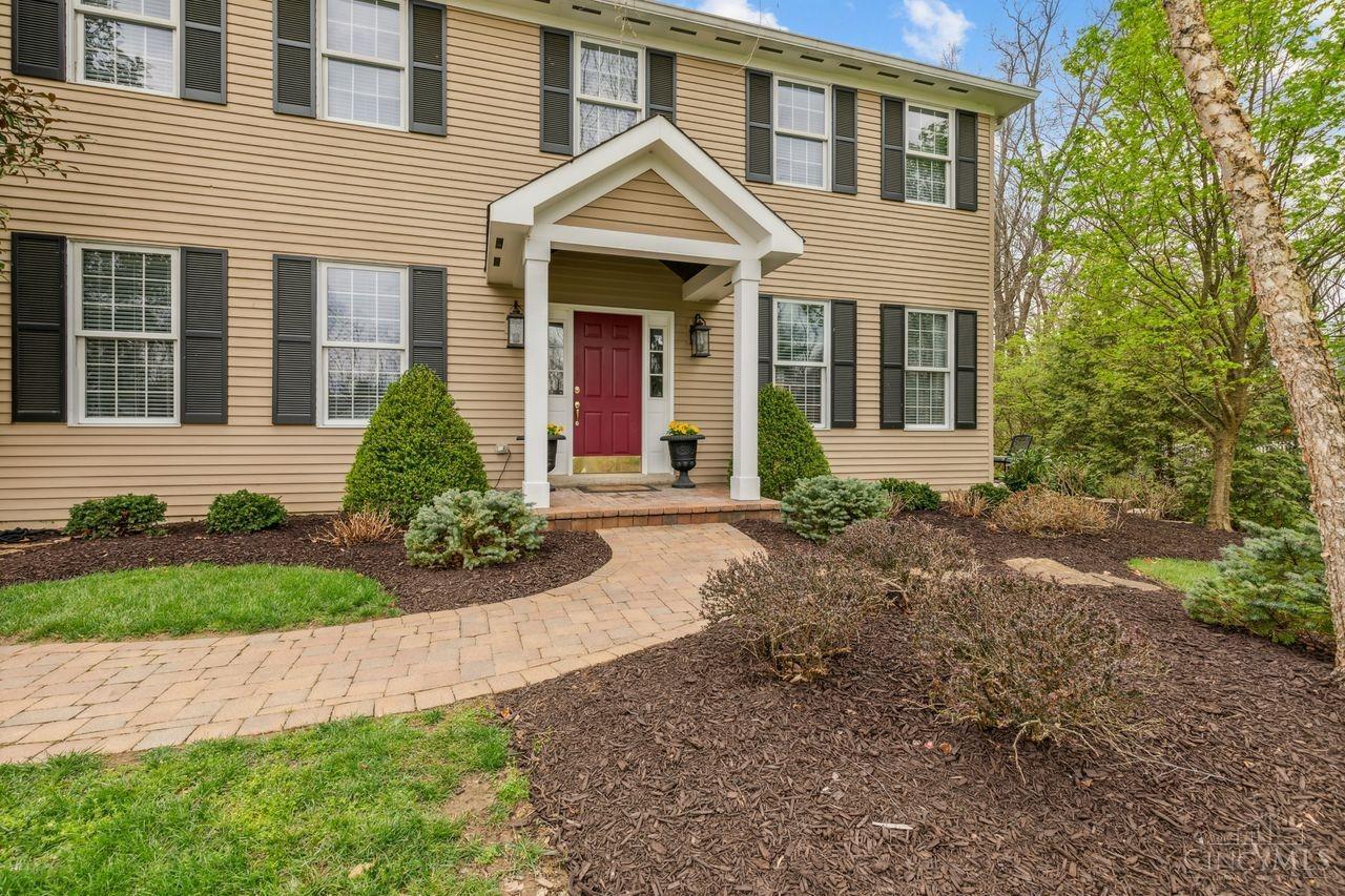 1335 W Eastman Lane