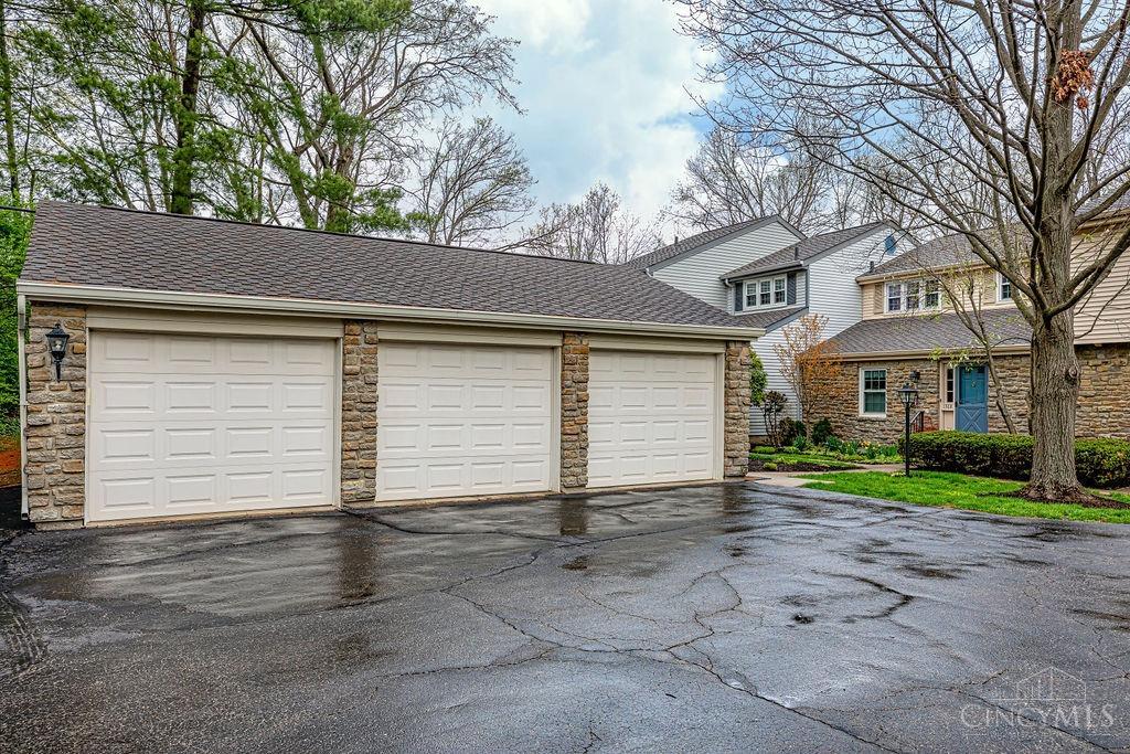 1370 Pennsbury Drive
