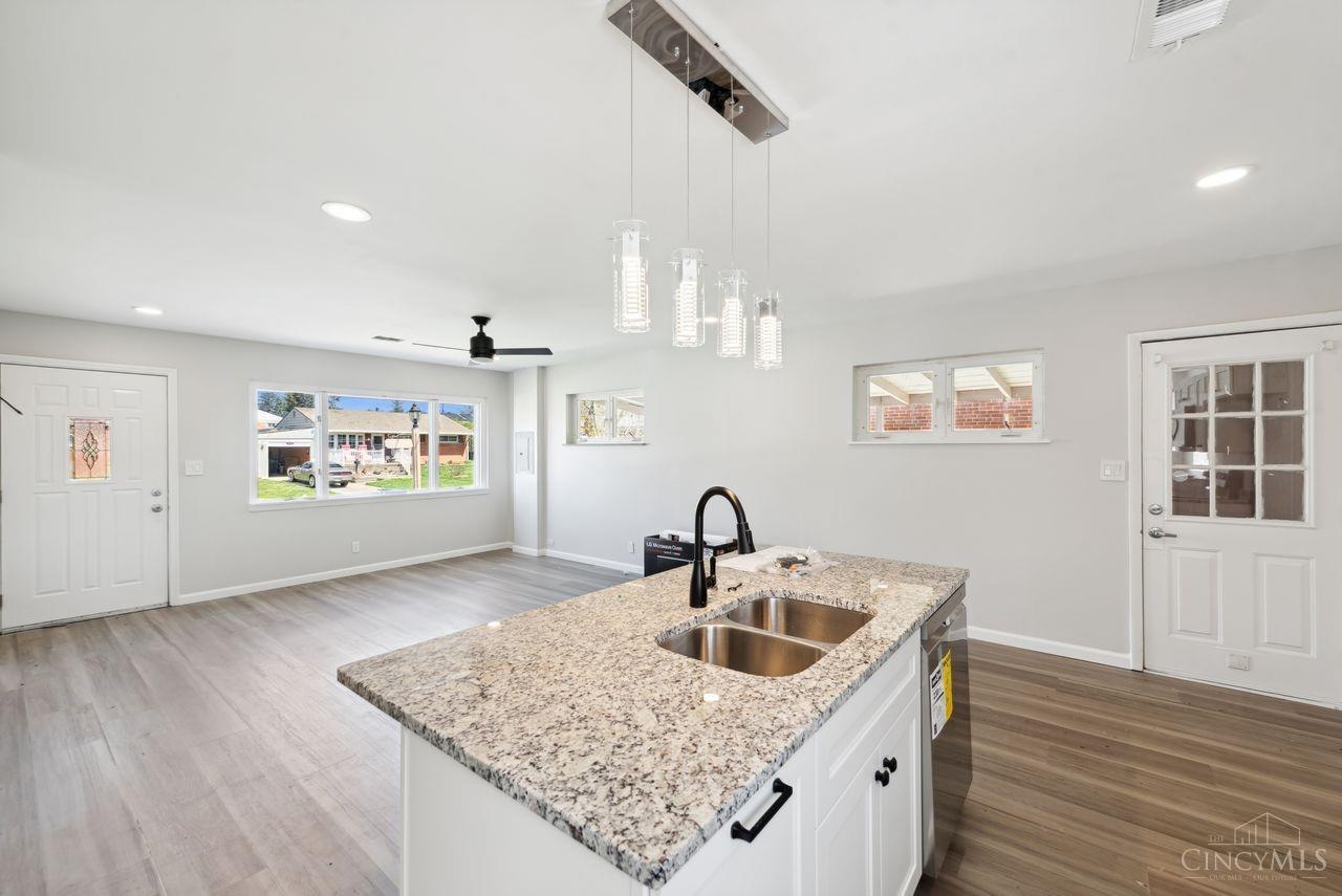 2785 Sandhurst Drive