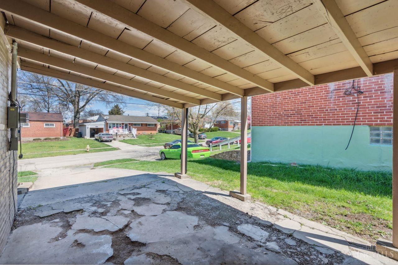 2785 Sandhurst Drive