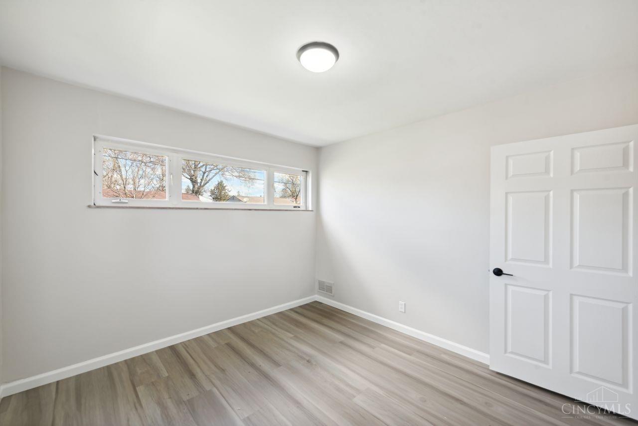 2785 Sandhurst Drive