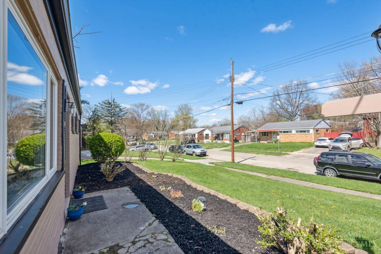 2785 Sandhurst Drive