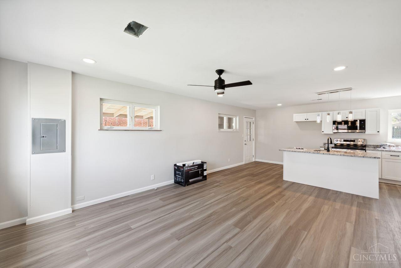 2785 Sandhurst Drive
