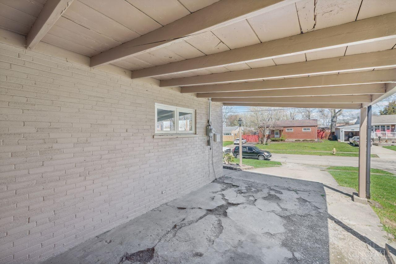2785 Sandhurst Drive