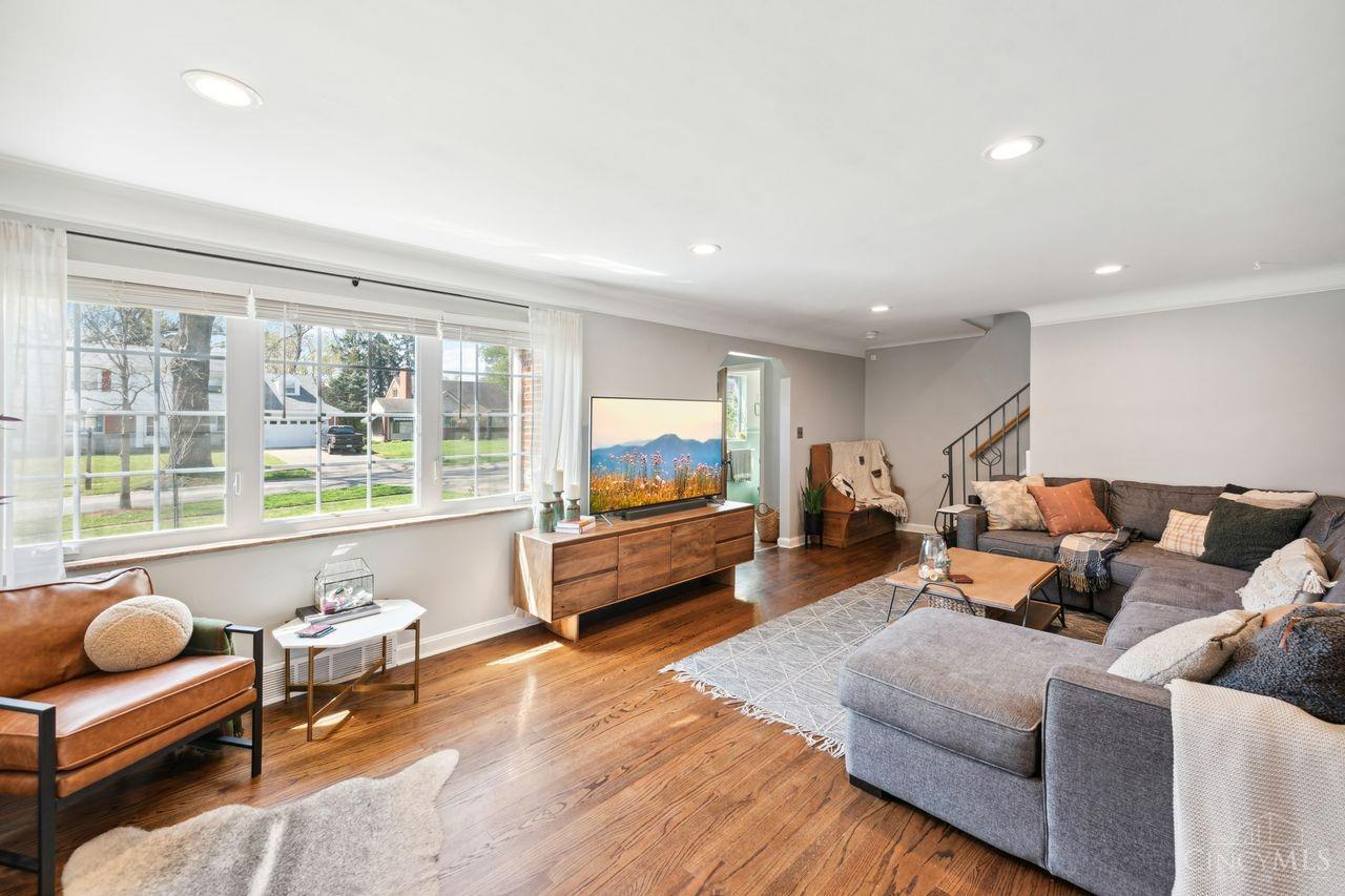 3818 Congreve Avenue