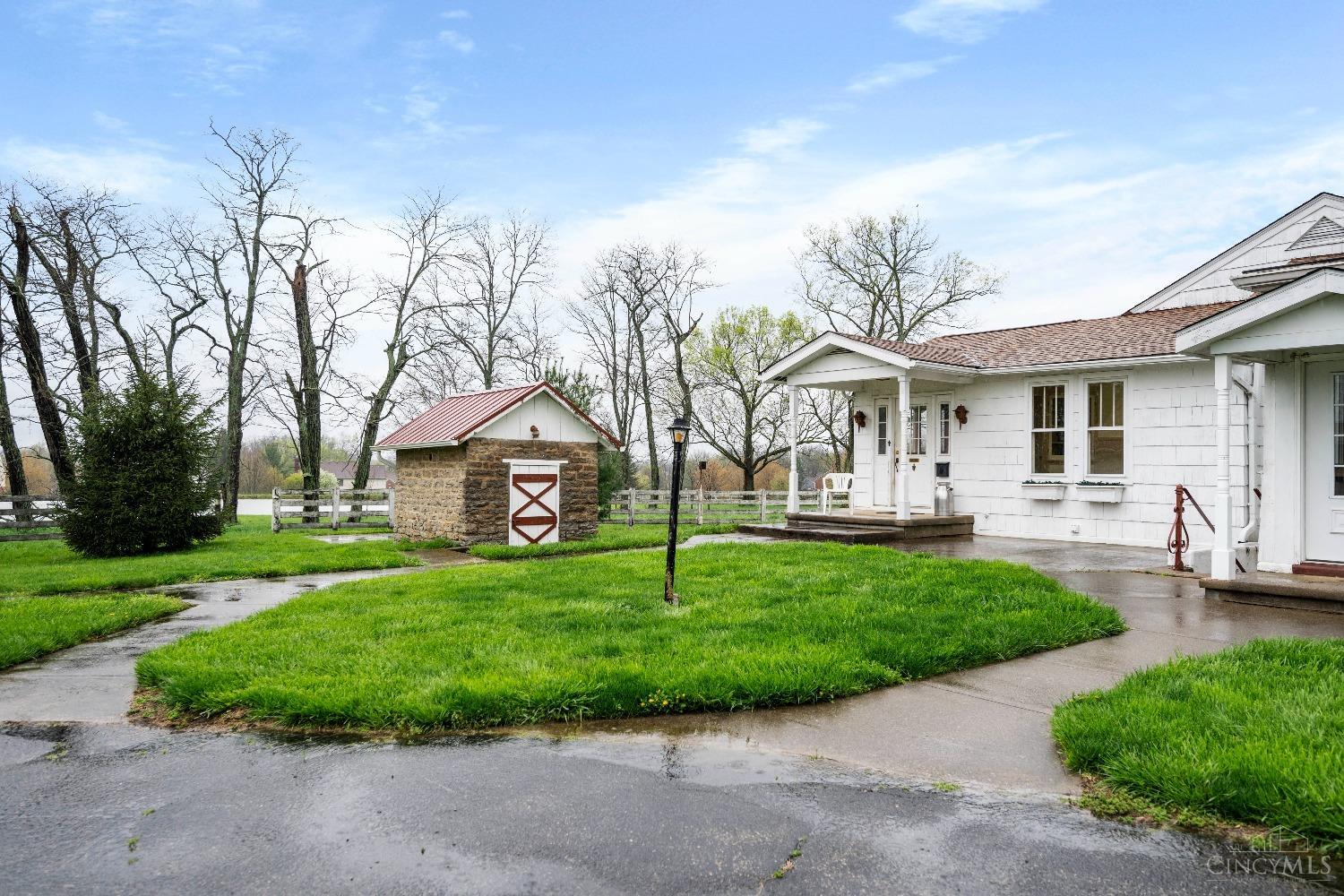 890 Wards Corner Road