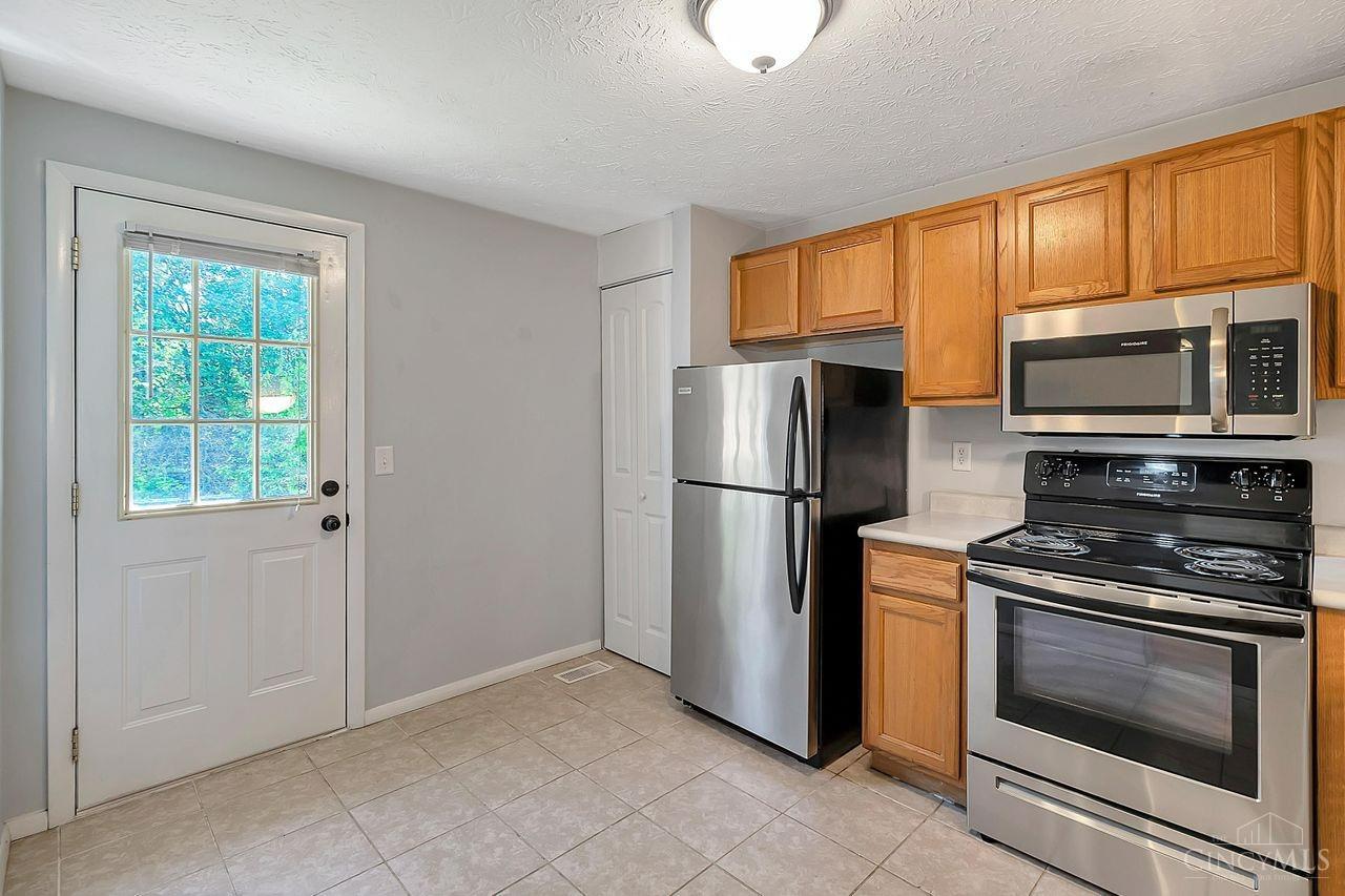 2985 Mossy Brink Court