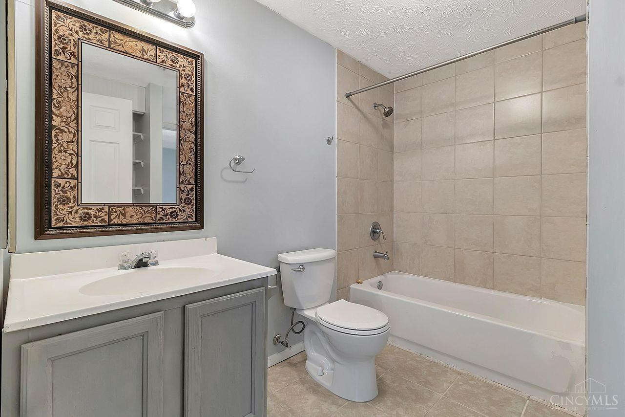 2985 Mossy Brink Court